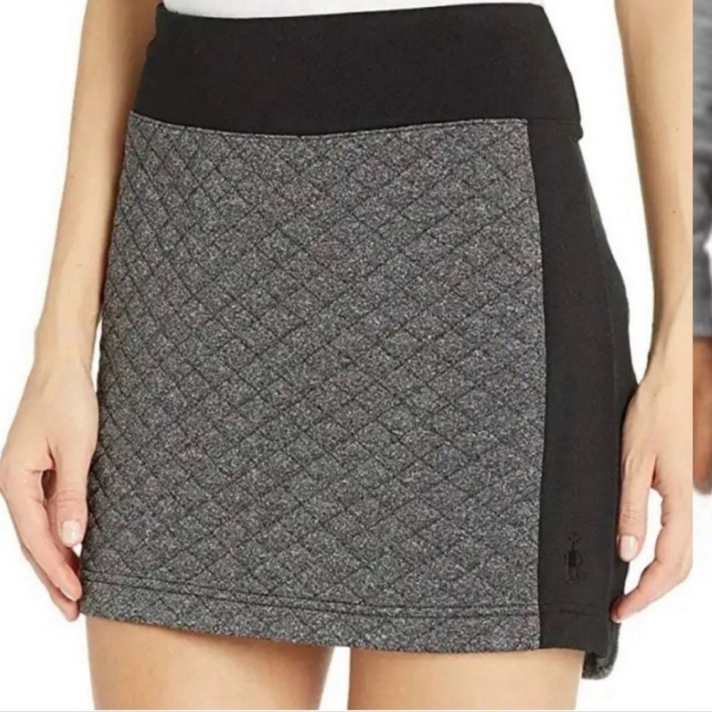 Smartwool diamond peak quilted wool mini skirt gray black